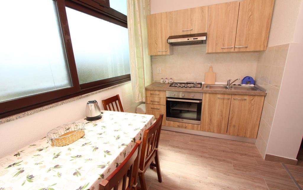 Apartments Maruchita Rovinj Exterior photo